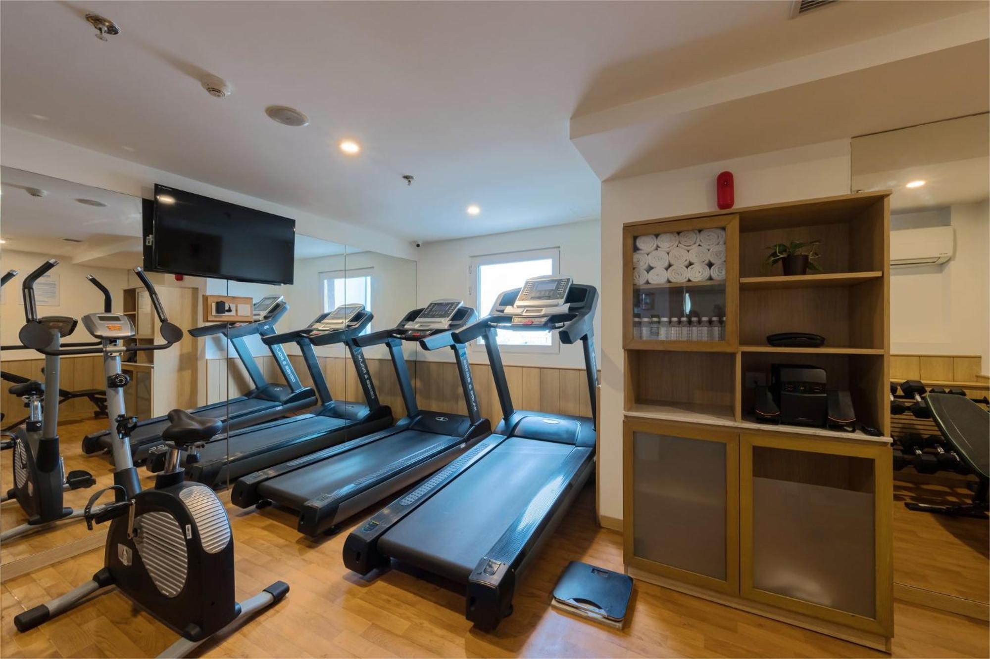 Holiday Inn Express Greater Noida Knowledge Park By Ihg Exteriör bild