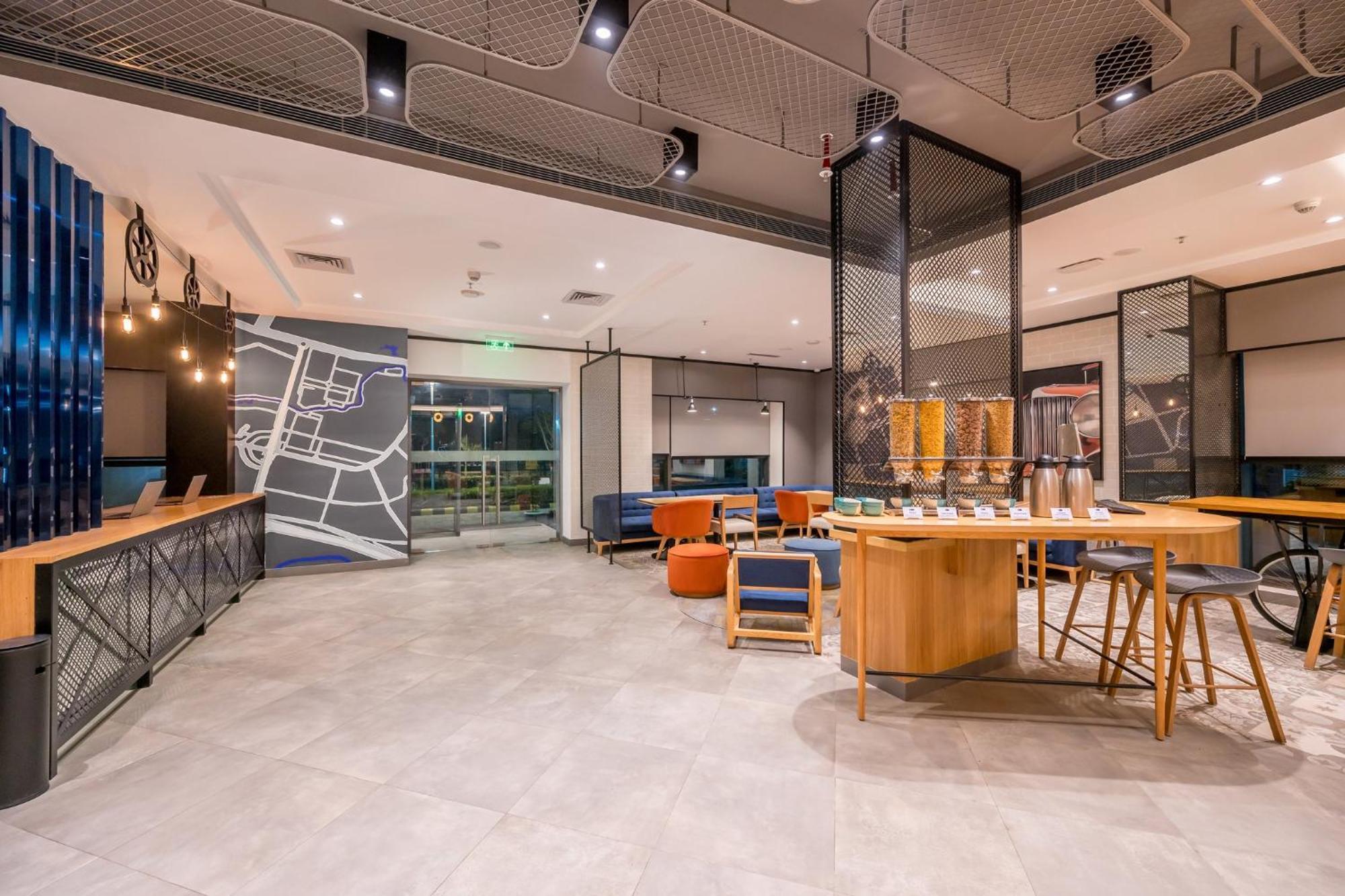 Holiday Inn Express Greater Noida Knowledge Park By Ihg Exteriör bild